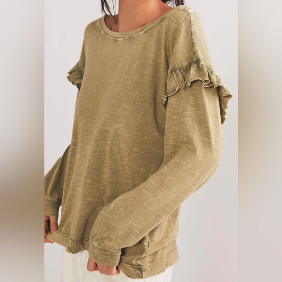 Anthropologie Tops - PILCRO BY ANTHROPOLOGIE Ruffle Open Back Long Sleeve Tee - Moss